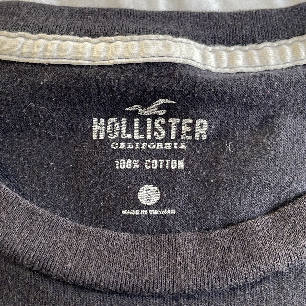 T-shirt - Picture 2 of 2